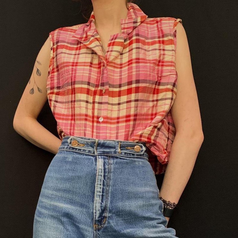 Pink and Orange plaid gingham pattern cropped sleeveless button down top